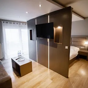 Main Appartments Frankfurt Airport Homestay